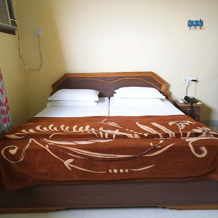 City Centre Hotel Agartala Kültér fotó