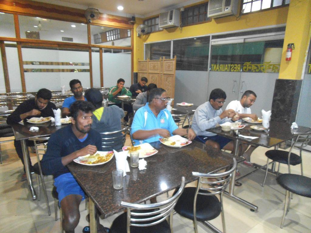 City Centre Hotel Agartala Kültér fotó