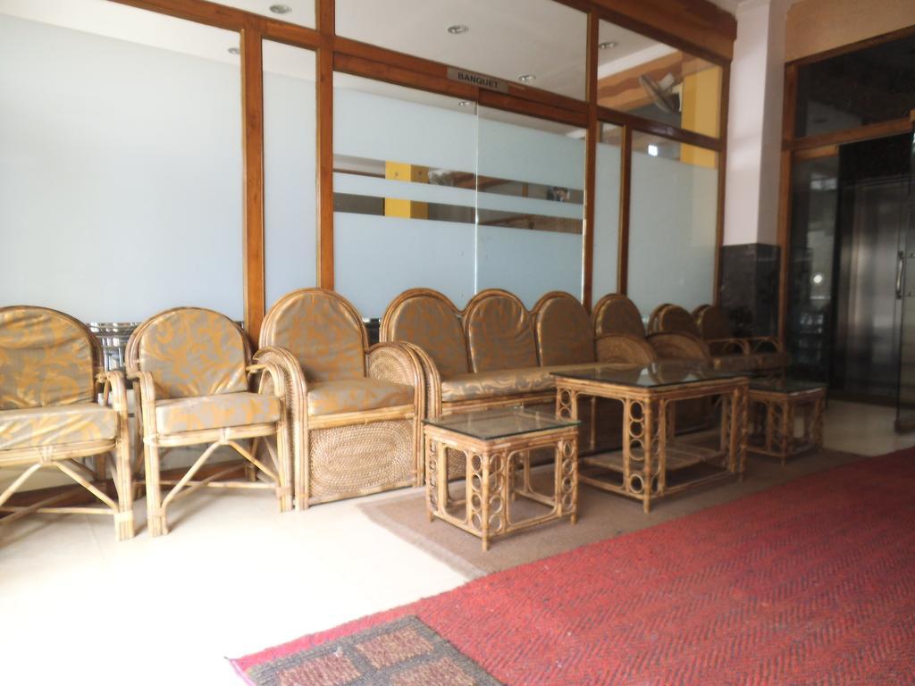 City Centre Hotel Agartala Kültér fotó