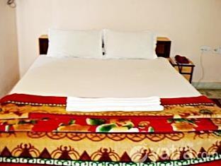 City Centre Hotel Agartala Kültér fotó